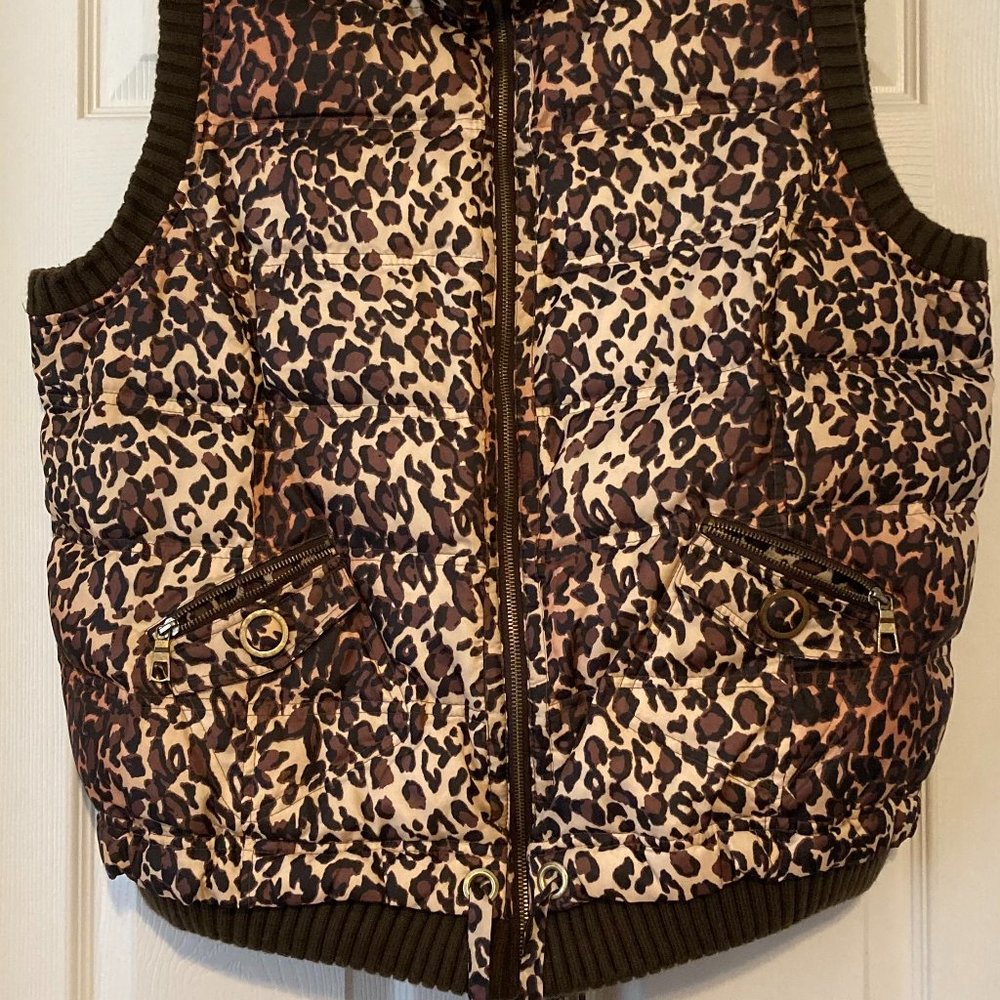 Women's Winter Puffer Vest with Detachable Hood